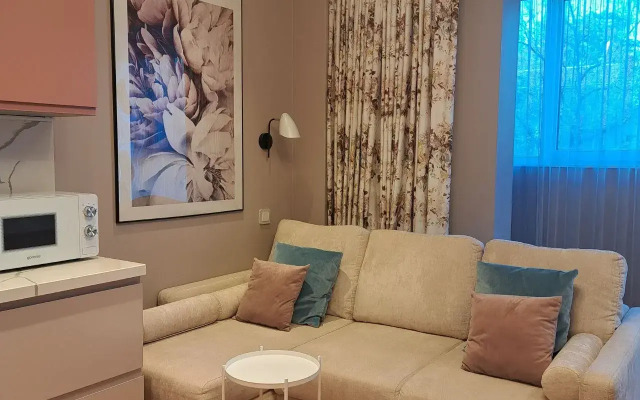 V Tsentre Sochi U Morya Apartment