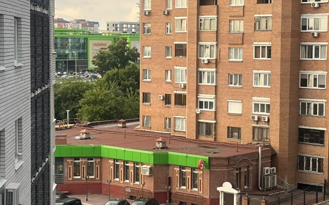 Studiya V Tsentre Goroda Na 4-Kh Gostey Apartamenty