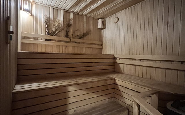 Designer with a sauna near the forest Kottedzh
