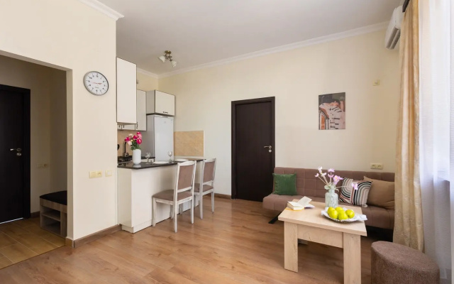Апартаменты on Argishti Str. 11-80