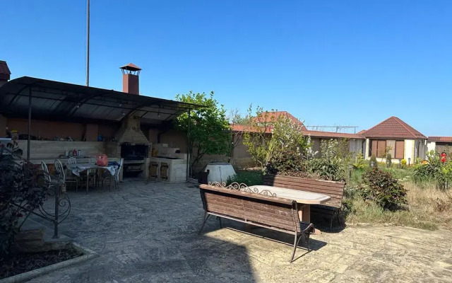 Частный Дом Дача Хазар на Мира 33