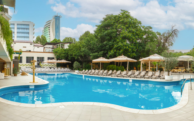 Best Western Plus Congress Hotel