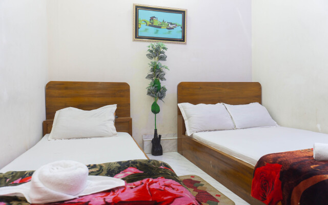 White House International Residential Hotel