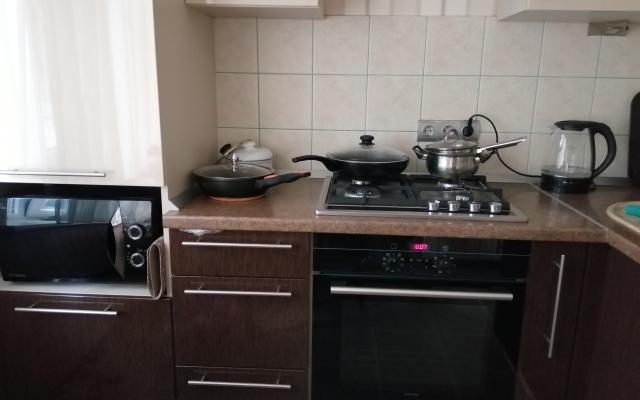 Proletarskaya D.47 U Nizhnego I Verkhnego Ozera Flat