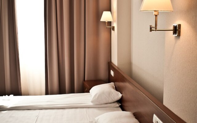 5 Motel