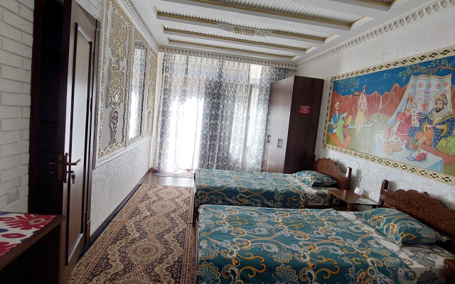 Gulnaraxanum Hotel