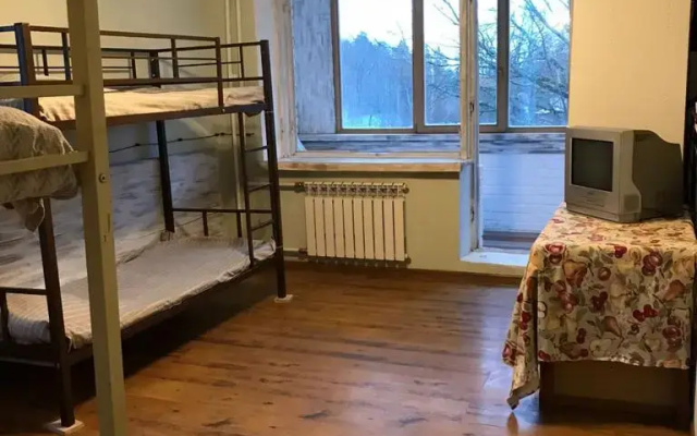 Апартаменты В лесу
