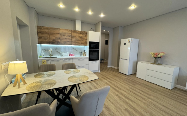 Pr-T Krasnogo Znameni 160a Bosfor Flat Khoum Flat
