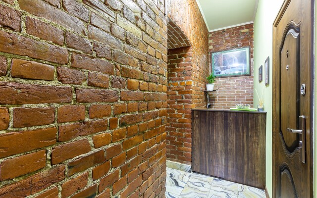Bronnickaya 15 Guest house