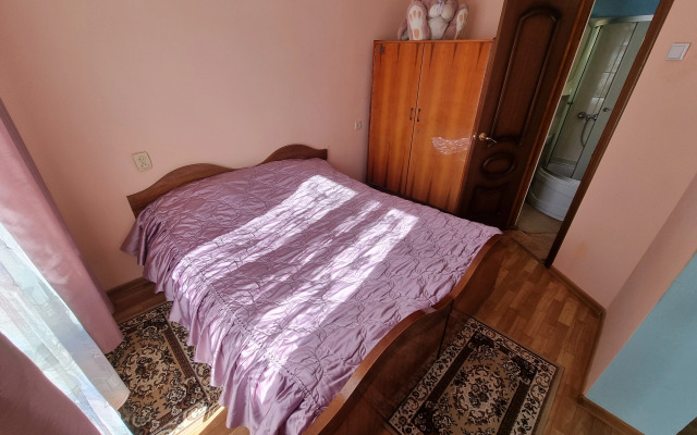 U Bashni Guest House