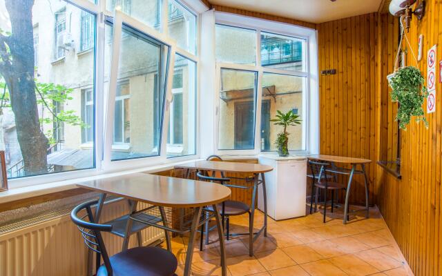 Hostel Berloga