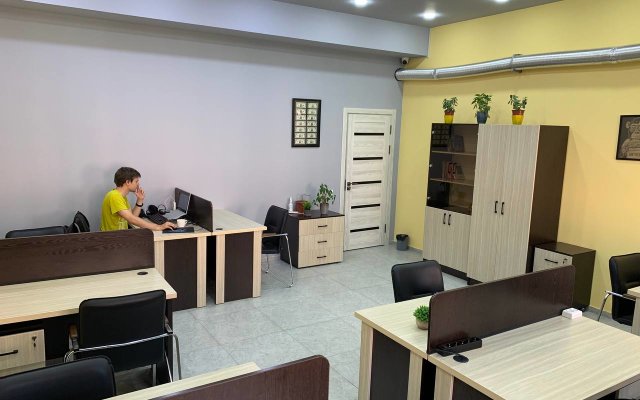 Safarov's Family Hostel