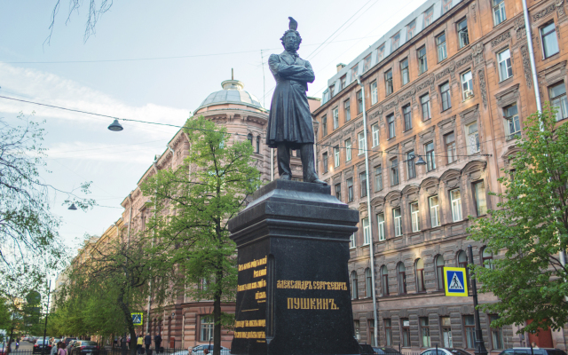 Pushkinskaya Apartments