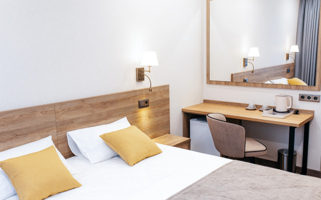 Kristall Hotel