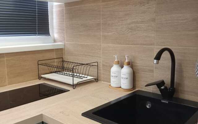 Апартаменты Яркая Студия