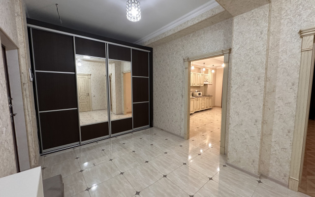 ShikaLad KMV Evro V Novom Dome Flat