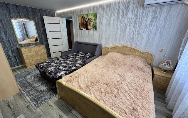 Prospekt Imeni Lenina 353 Flat