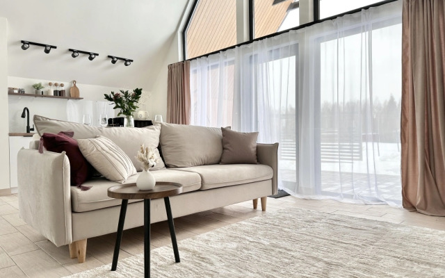 Частный Дом Барнхаус №5 с дровяной баней и горячим Чаном на 6 человек