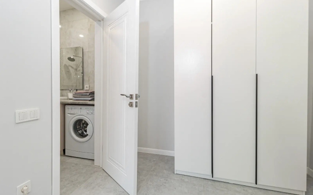Apartamenty uutnye i teplye radom s Han Satyrom