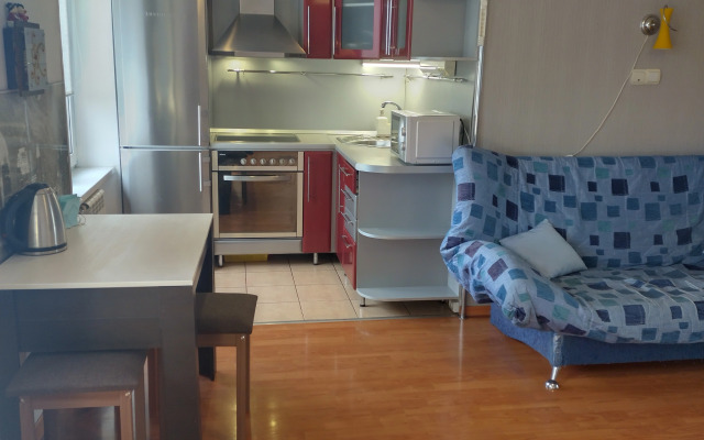 Ryadom S Vokzalom Flat