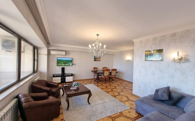 Sea View Residence By Bakuapart Apartments