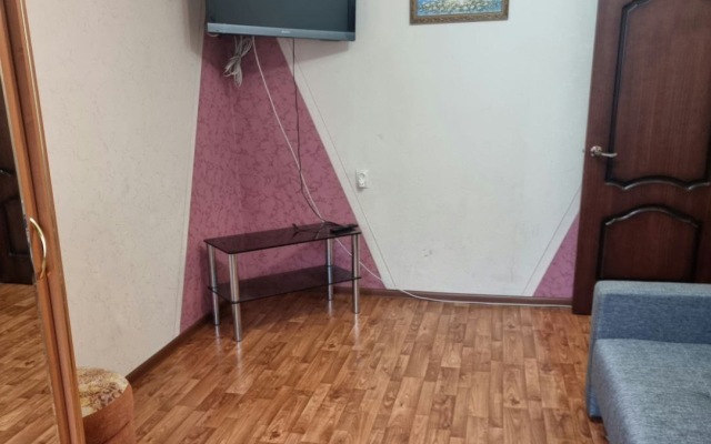 Na Tsiolkovskogo Apartments