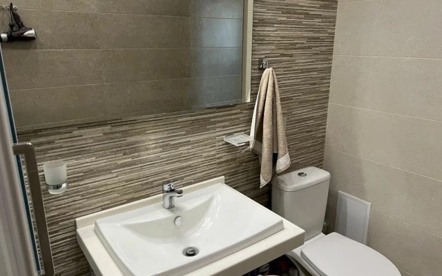 379 Na Kurzalnoy Apartments