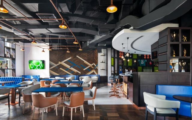 Fairmont Dubai Hotel