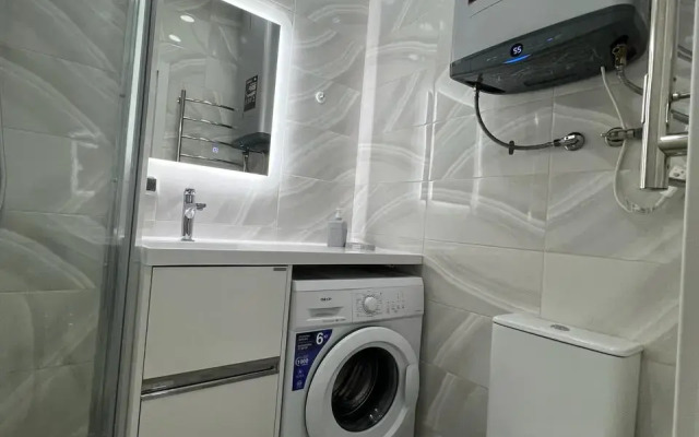 Apartamenty 3kh Mestnye  S Basseynom I Balkonom Apartments