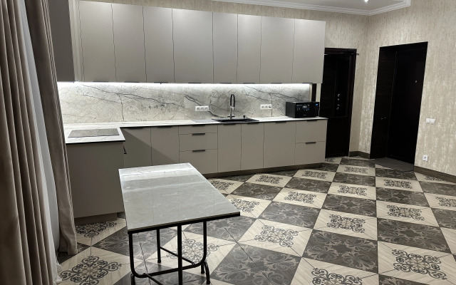 Частный дом с бассейном и баней