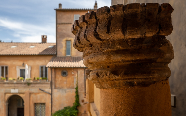 Castello Del Duca Hotel