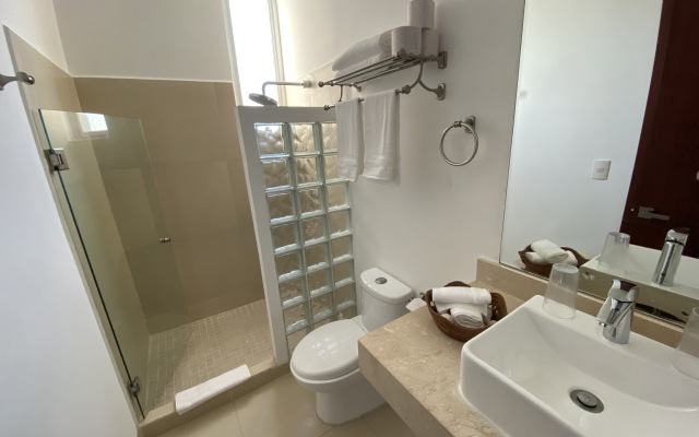 AMA Yucatan Apartments
