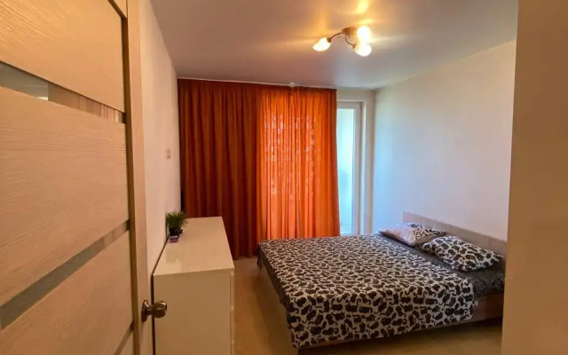 Ryadom s LDS Flat