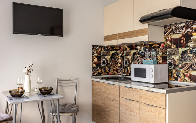 Uyutnaya Studiya U Metro Krasnoselskaya Apartments