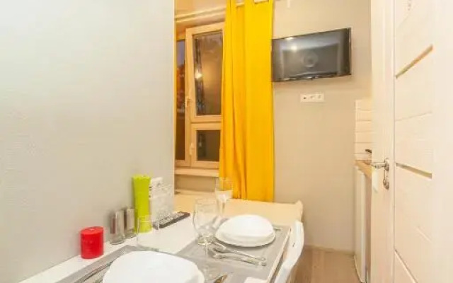 Studiya Na Bachurinskoy 12-2 Flat