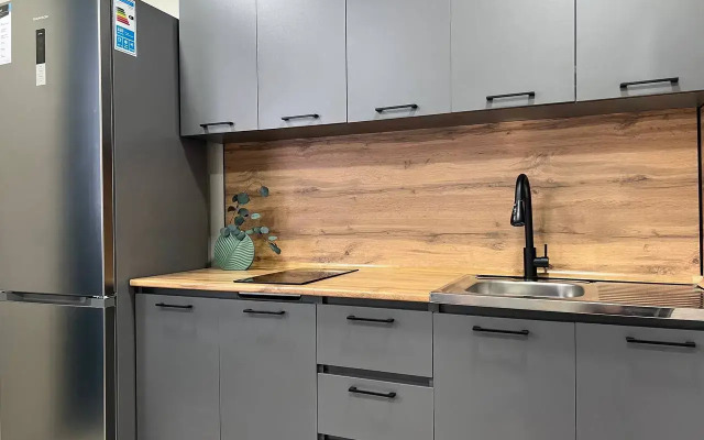 Shestimestnye Odnokomnatnye Lyuks Apartments