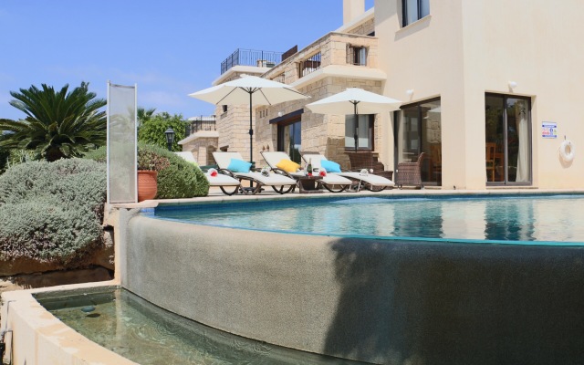 Camelot Villa