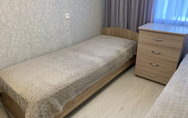 Квартира трехкомнатная в центре полностью оборудована для проживания