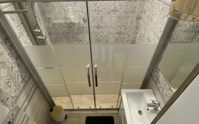 Na Prospekte 50 Let Oktyabrya 20 Flat