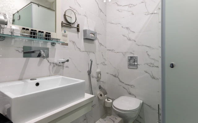 Brosko Moscow Hotel