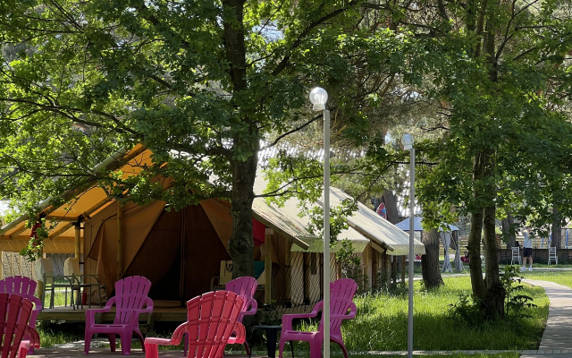 Глэмпинг Малина