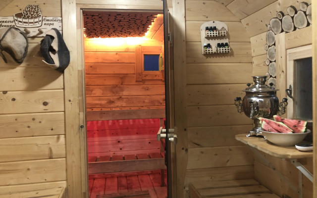 Частный дом дом у озера с чаном и баней