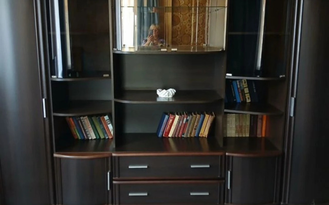 Частный Дом в Центpе Дeревни Взвад