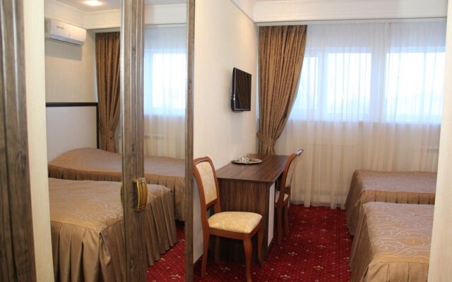 Lazurnyi Bereg Hotel
