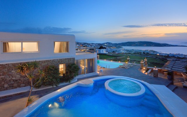 The Cosmopolitan Mykonos Villa