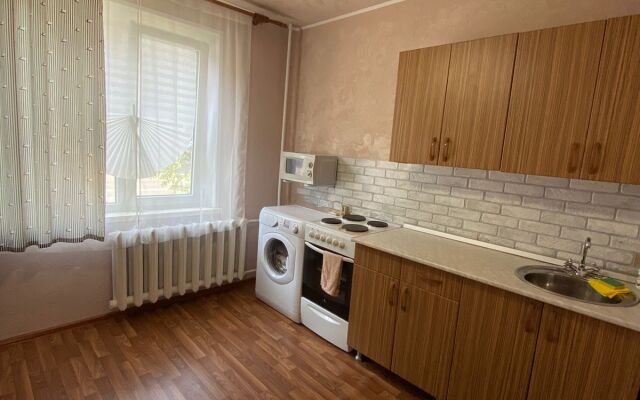 Na Entuziastov 37 Apartments