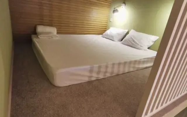 Апартаменты 3 на Васильевском острове (8ВО3)