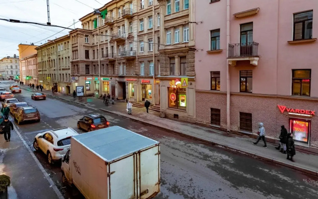 Apartamenty ROOMSTAY kanal Griboedova standart