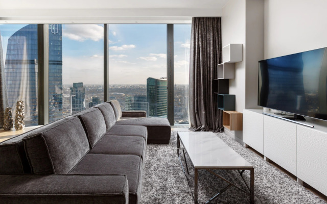 73rd Floor Apartment with Stunning View