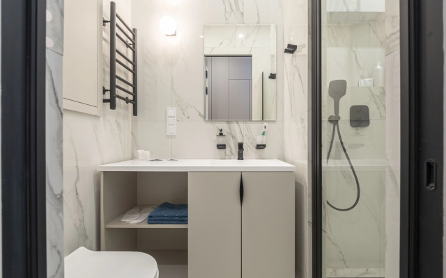 S Lichnoy Terrasoy Na Kryshe Doma Okolo Metro Apartments